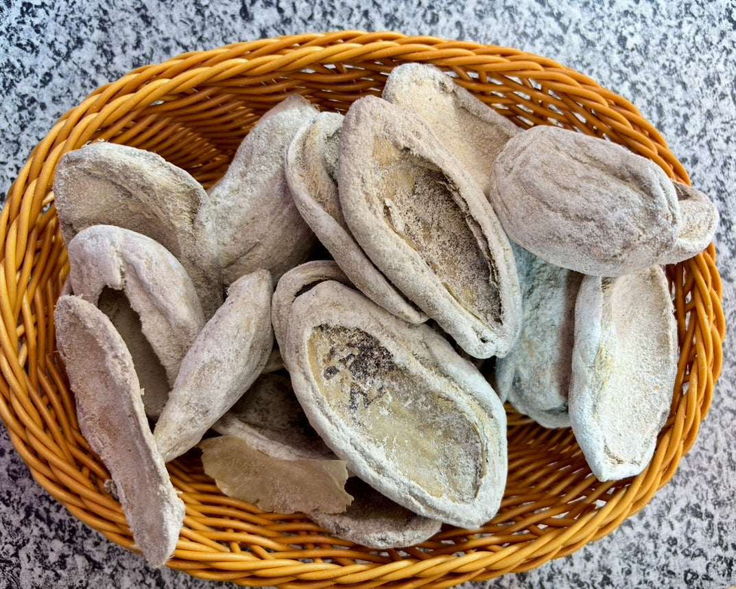 Salty Dry Mango (ଲୁଣିଆ ଶୁଖିଲା ଆମ୍ବ)