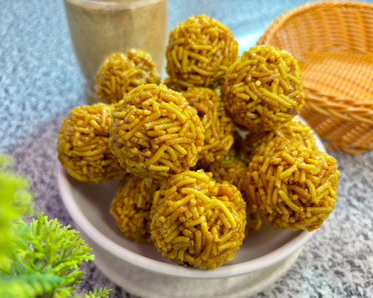 Sev Jaggery Ladu (ସେଭ ଗୁଡ଼ ଲଡୁ)