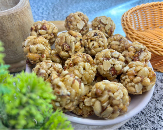 Peanut Sugar Ladu (ଚିନାବାଦାମ ସିନି ଲଡୁ)