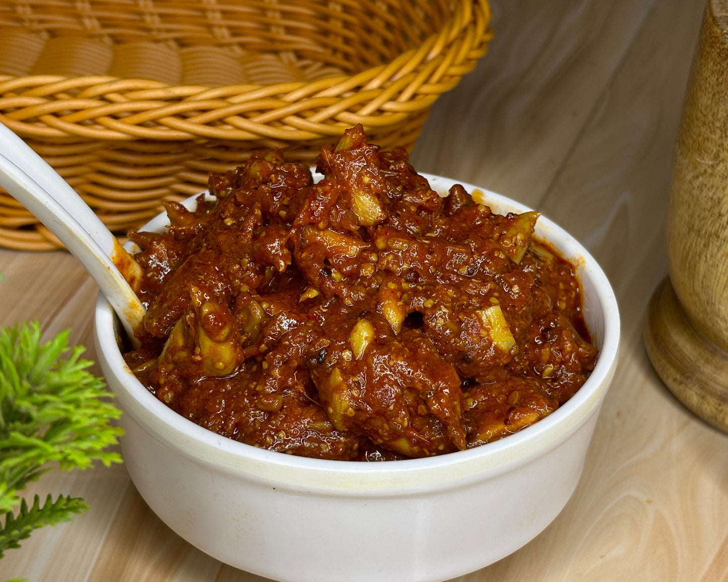 Spicy Red Garlic Pickle (ଲାଲ ରସୁଣ ଆଚାର)