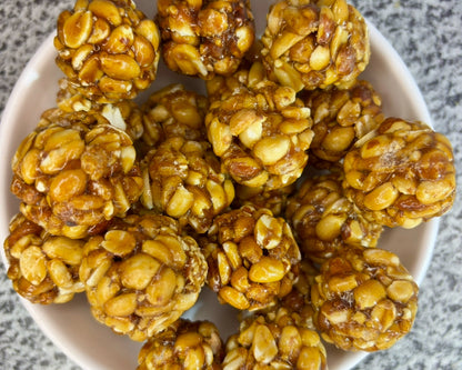 Peanut Jaggery Ladu (ଚିନାବାଦାମ ଗୁଡ଼ ଲଡୁ)